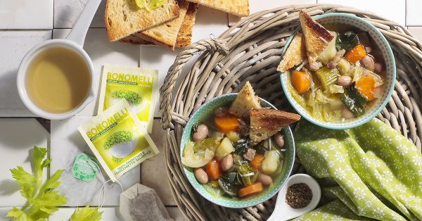 Zuppa con verza, fagioli e infuso finocchio e finocchietto selvatico - Bonomelli Zuppa con verza, fagioli e infuso finocchio e finocchietto selvatico - Bonomelli